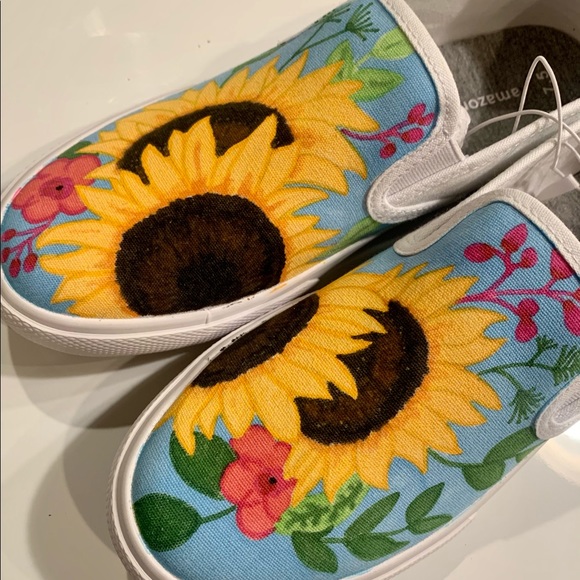 Custom Painted Shoes - Picture 3 of 3
